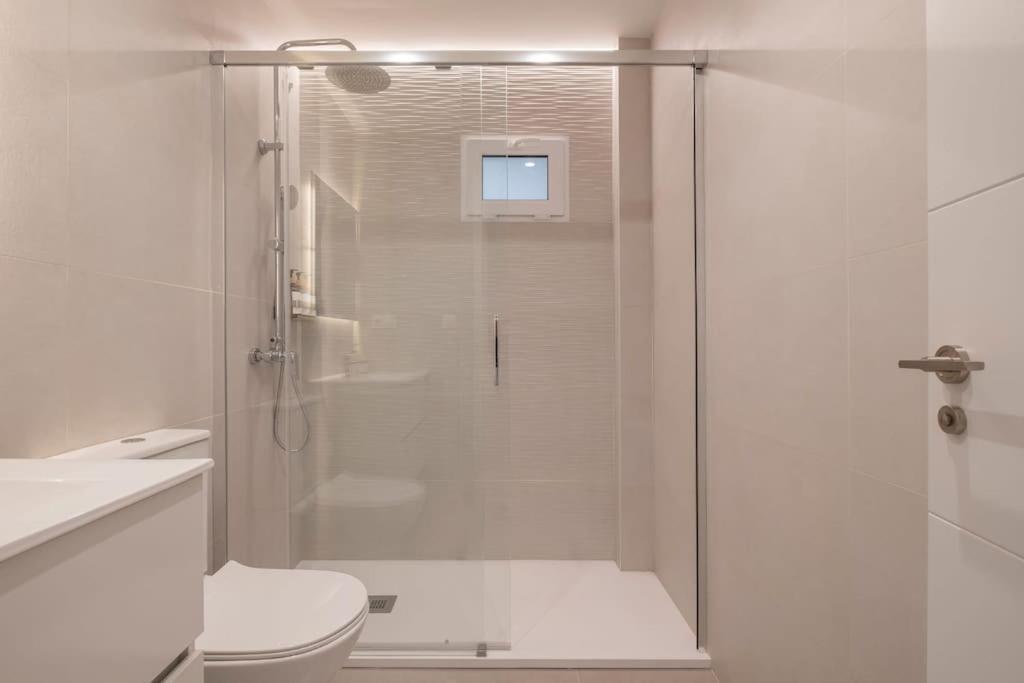 Apartamento Moderno Y Bien Ubicado Малага Экстерьер фото